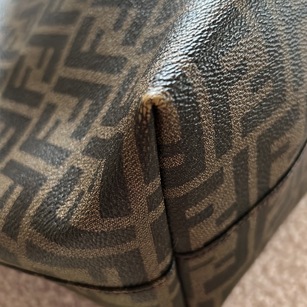 Large Fendi zucca Roll Tote - Picture 3 of 12